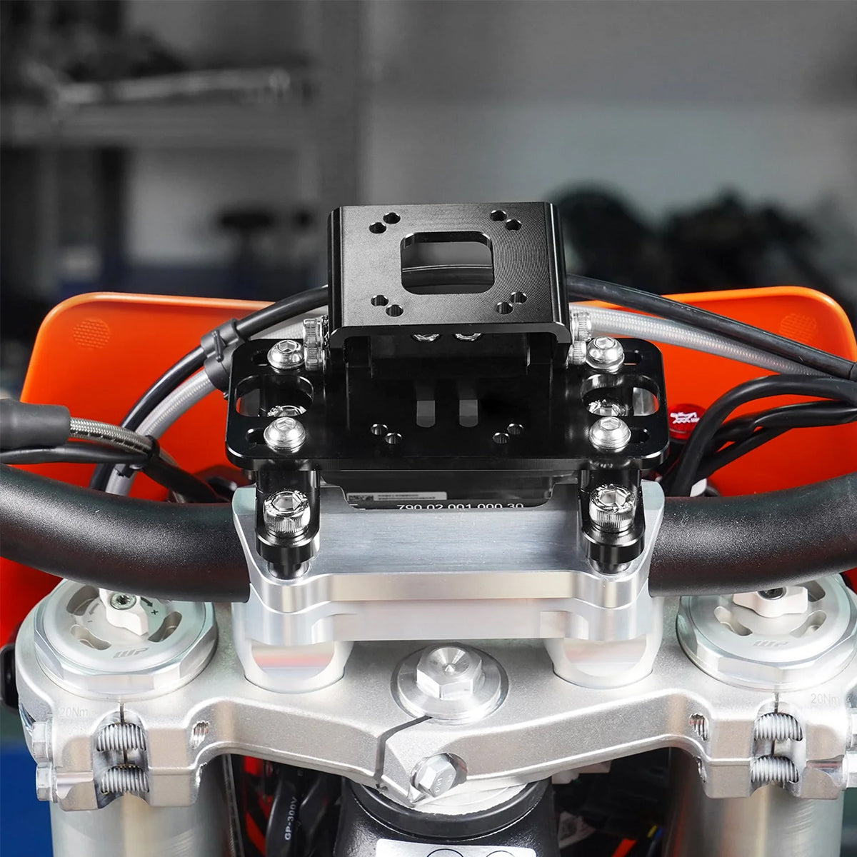 Handlebar Clamp AMPS Navigation Mount