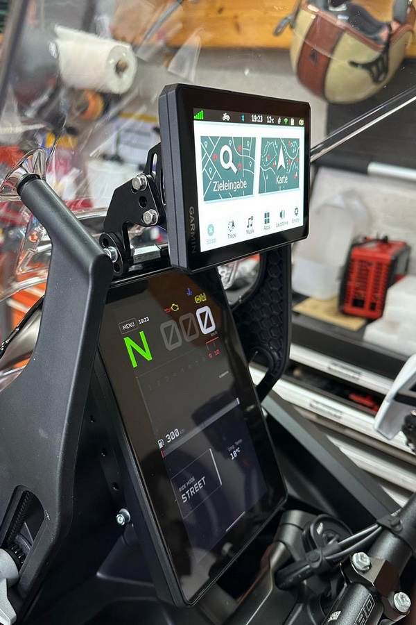 KTM 1390 Super Adventure 2026+ - Heizkorp Navpod 26 Navigation Mount