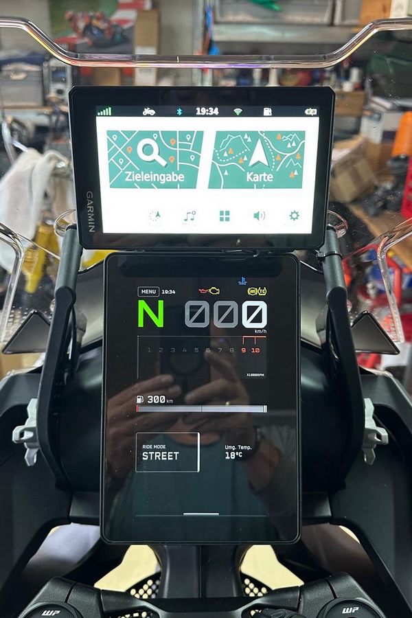 KTM 1390 Super Adventure 2026+ - Heizkorp Navpod 26 Navigation Mount